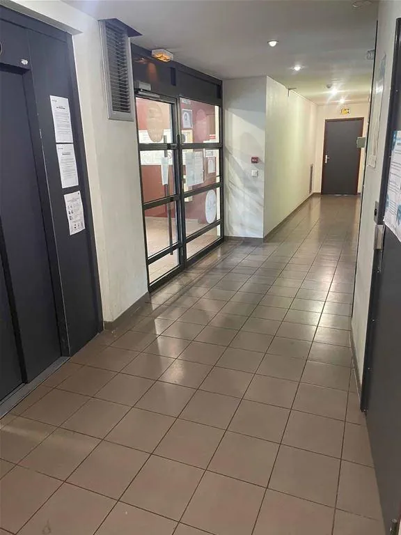 Studio meublé de 18 m² à Paris 18ème, idéal pour investissement ou pied-à-terre 