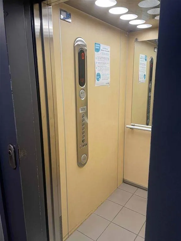Studio meublé de 18 m² à Paris 18ème, idéal pour investissement ou pied-à-terre 