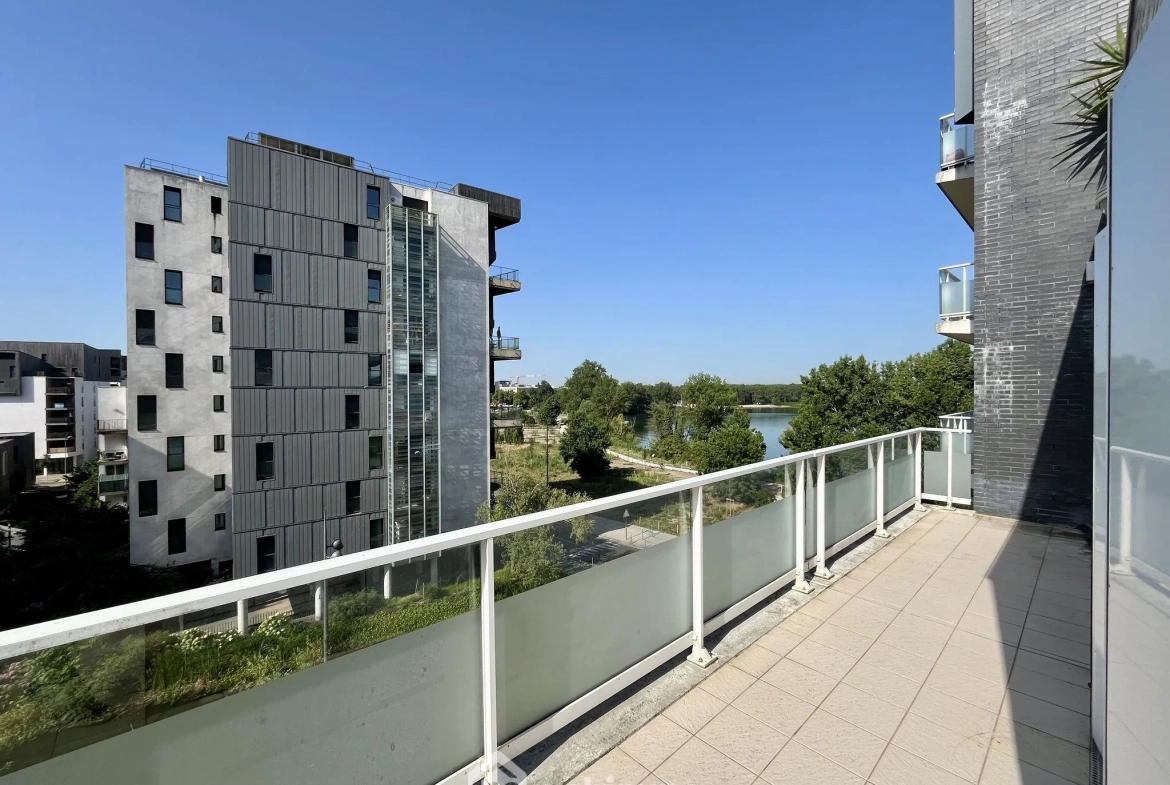 Bel appartement de 85 m² avec terrasse et parking à Bordeaux Ginko 