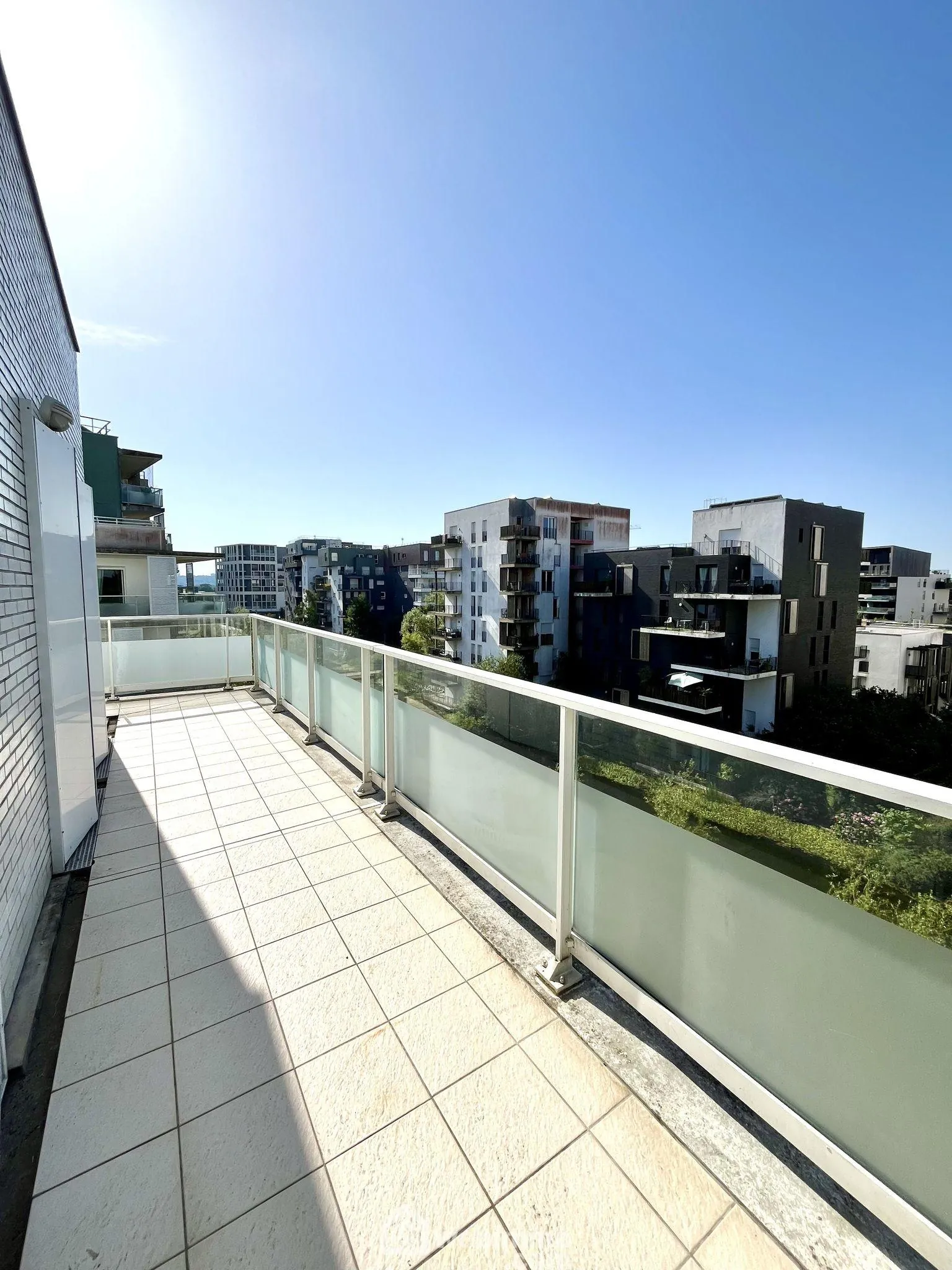 Bel appartement de 85 m² avec terrasse et parking à Bordeaux Ginko 