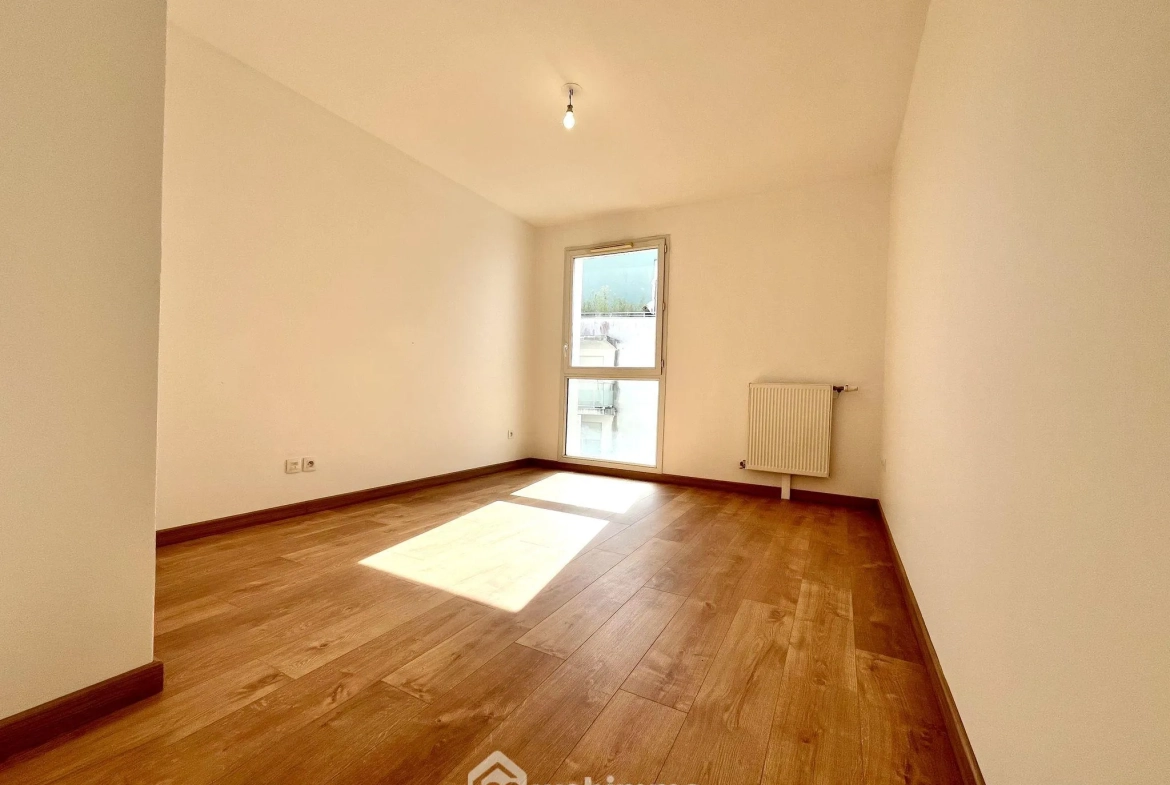 Bel appartement de 85 m² avec terrasse et parking à Bordeaux Ginko 