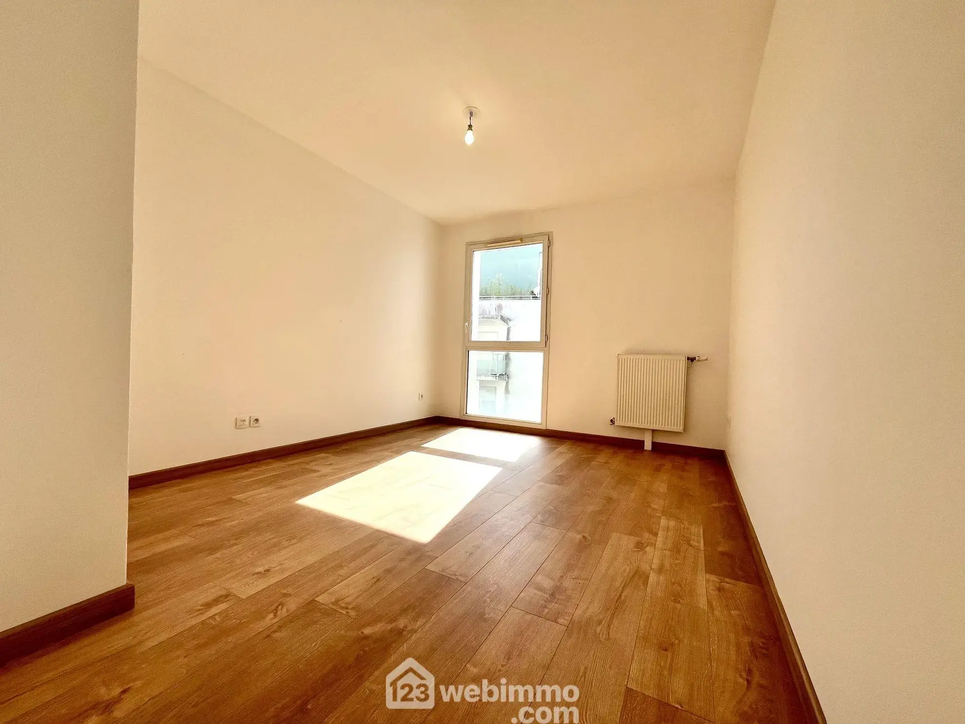 Bel appartement de 85 m² avec terrasse et parking à Bordeaux Ginko 