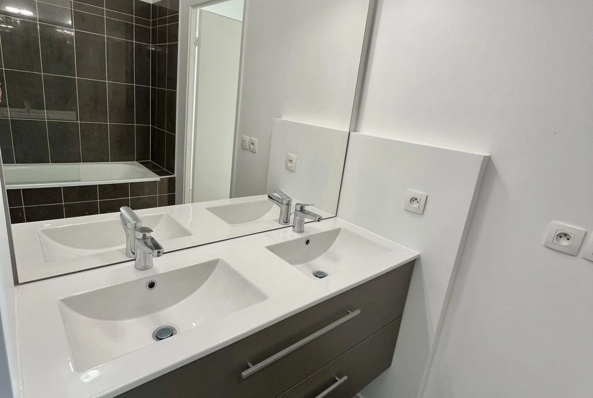 Bel appartement de 85 m² avec terrasse et parking à Bordeaux Ginko 