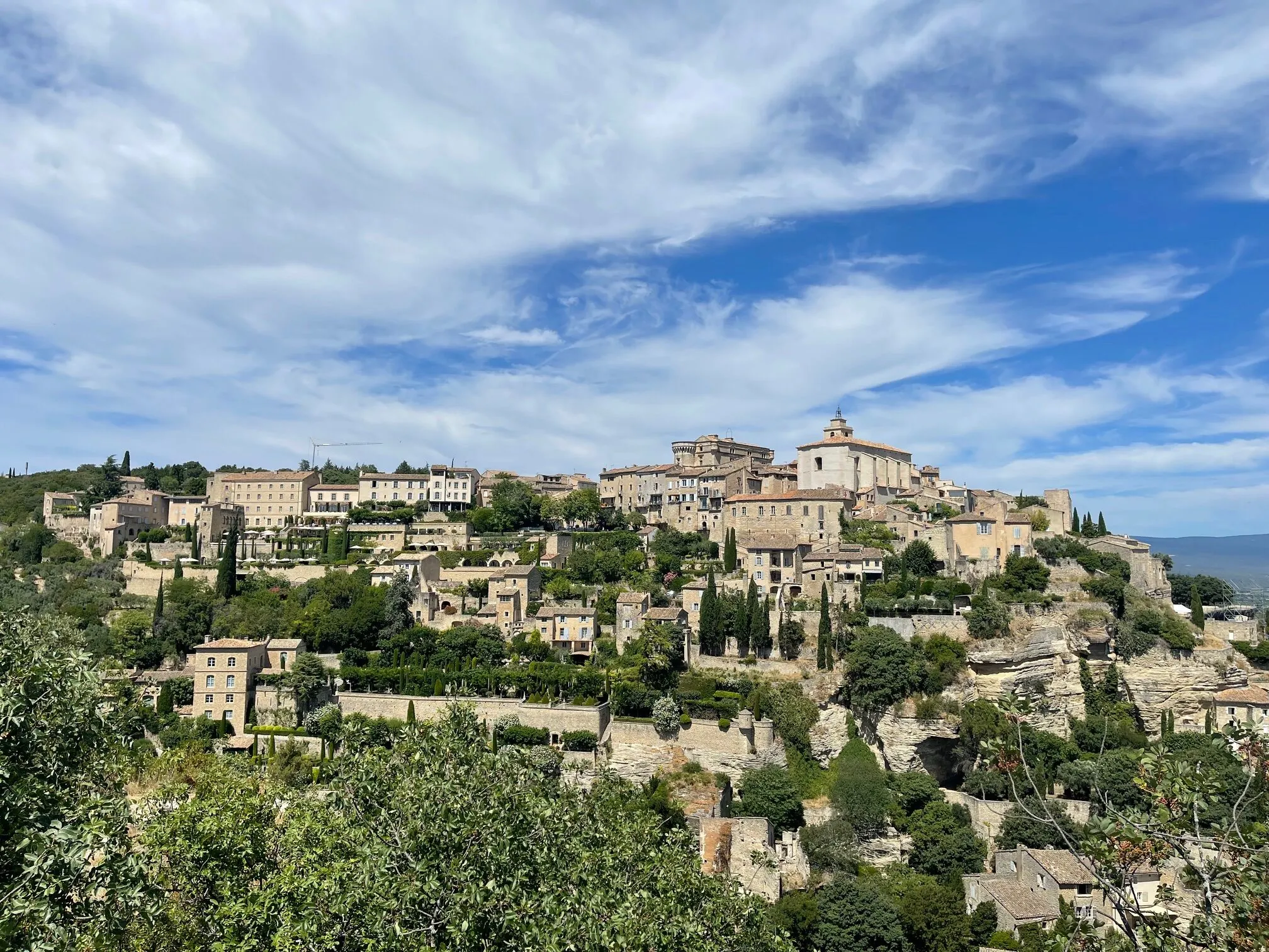 Cabanon provençal authentique de 18 m² à Gordes en zone agricole 