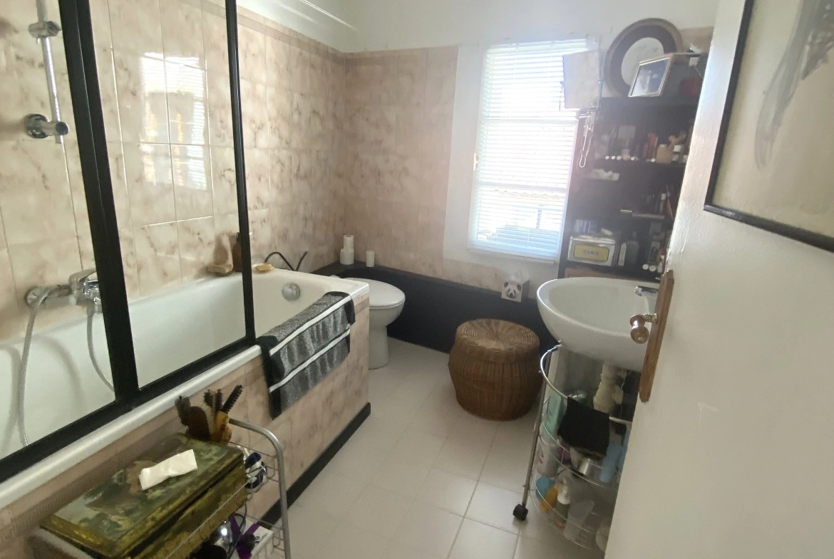 Charmant appartement duplex T3 avec vue mer à Marseille dans le quartier du Panier 