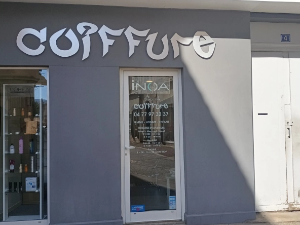 Fonds de commerce salon de coiffure à Montbrison - Centre-ville, 25 m²