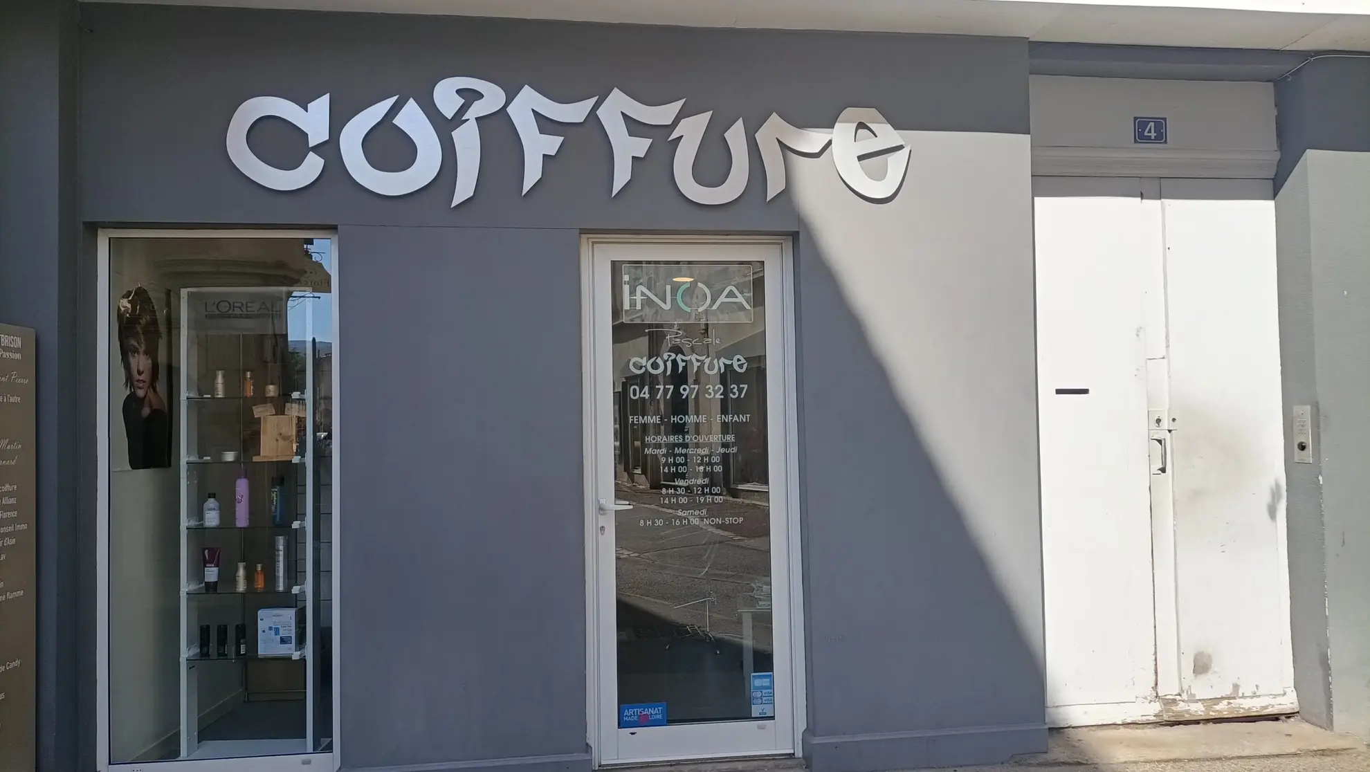 Fonds de commerce salon de coiffure à Montbrison - Centre-ville, 25 m² 