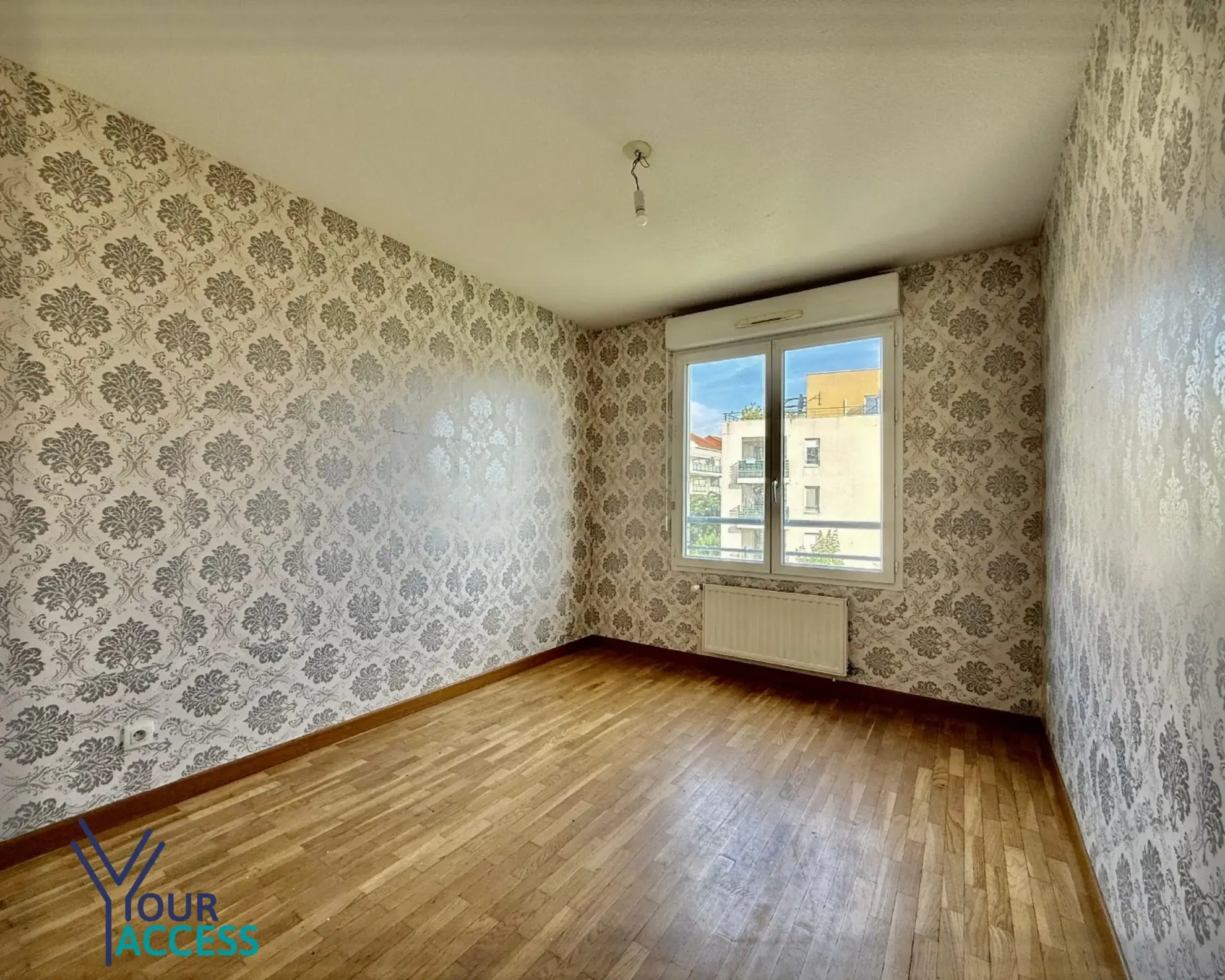 Achat appartement T3 à Vénissieux avec balcon, cave et garage 