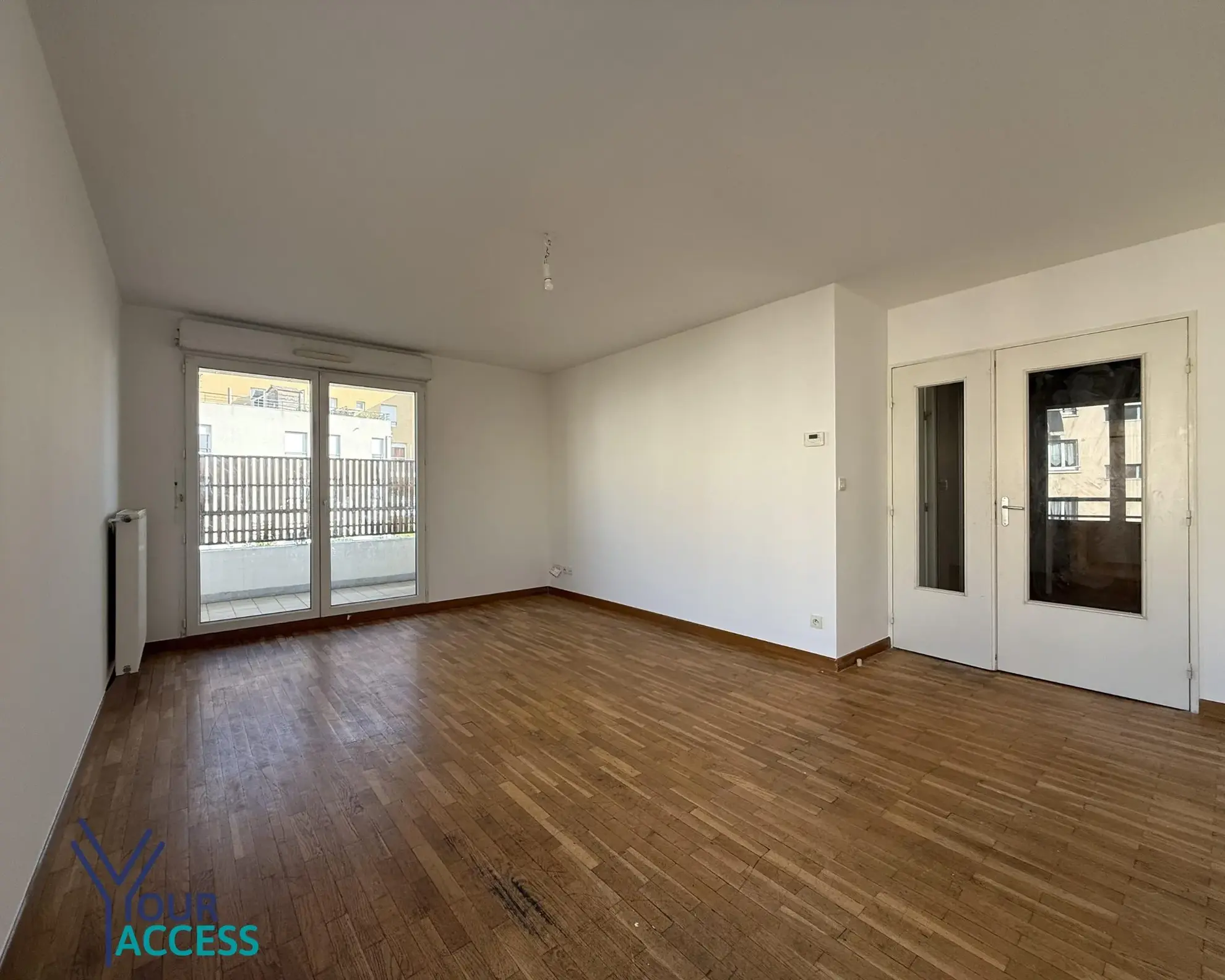 Achat appartement T3 à Vénissieux avec balcon, cave et garage 