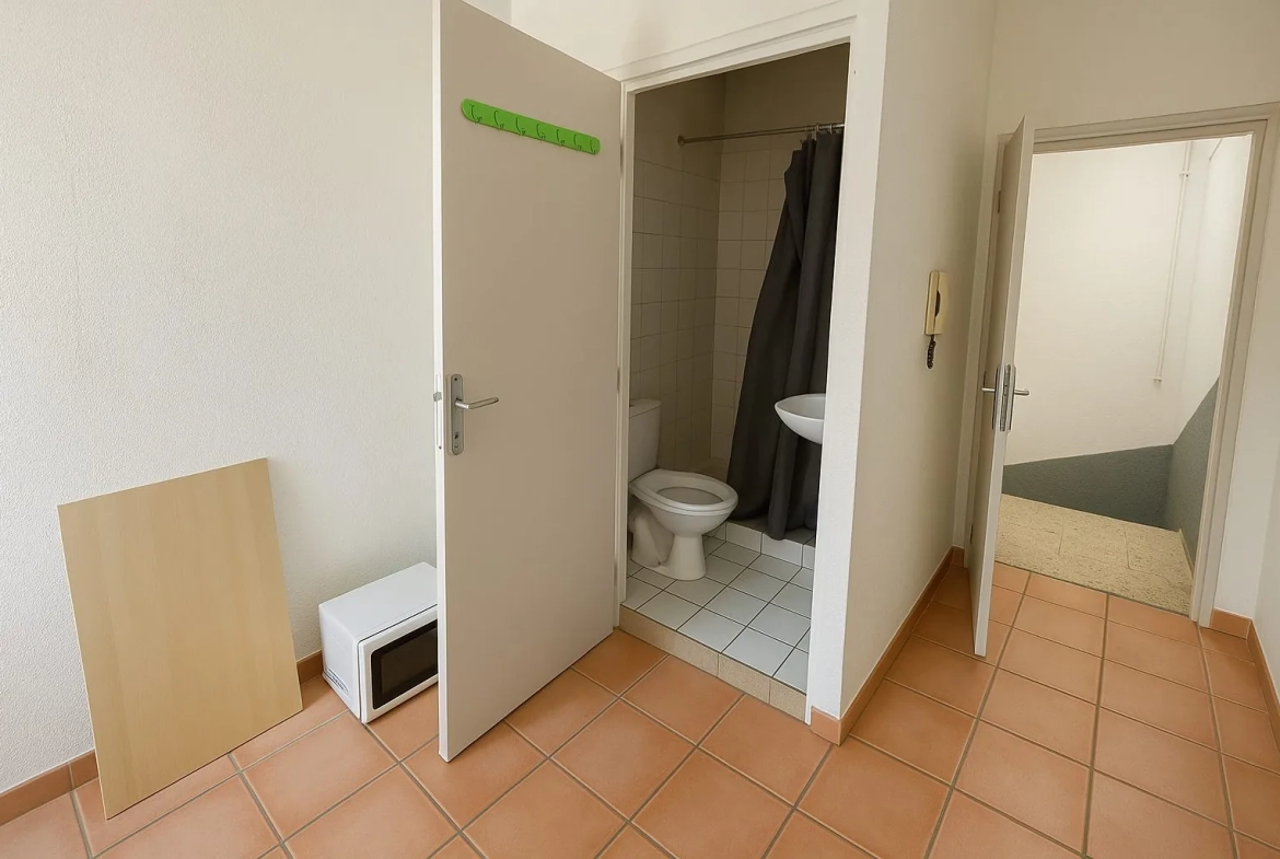 Appartement T2 à rénover en plein centre d'Avignon - Opportunité d'investissement 