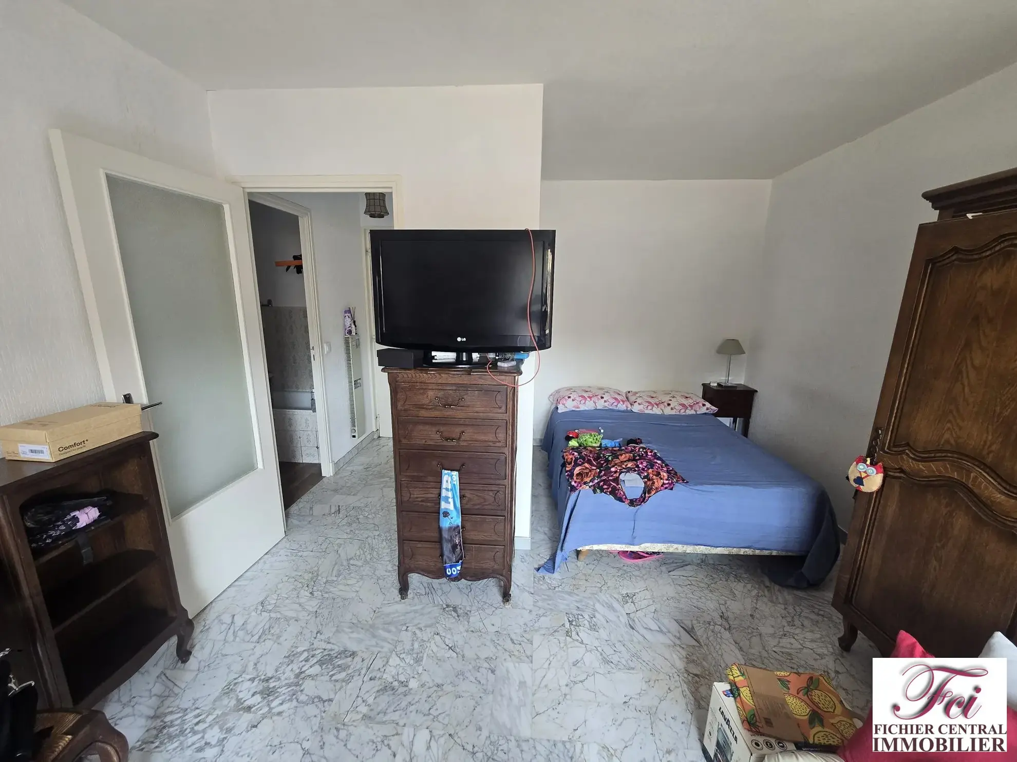 Studio à vendre à Menton, proche du centre et de la mer, avec cave et balcon 