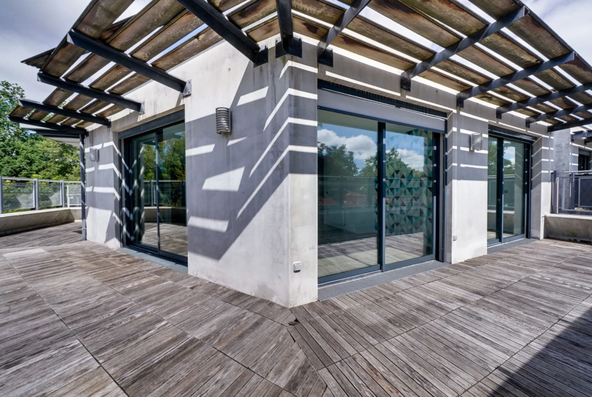 Appartement T3 de 68 m² avec terrasse à Floirac - Résidence récente et sécurisée 