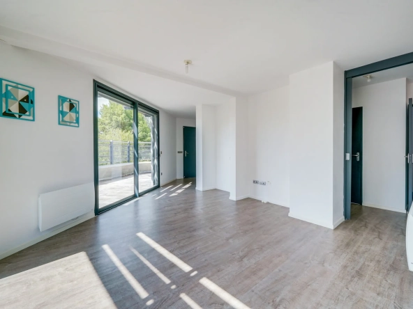 Appartement T3 de 68 m² avec terrasse à Floirac - Résidence récente et sécurisée