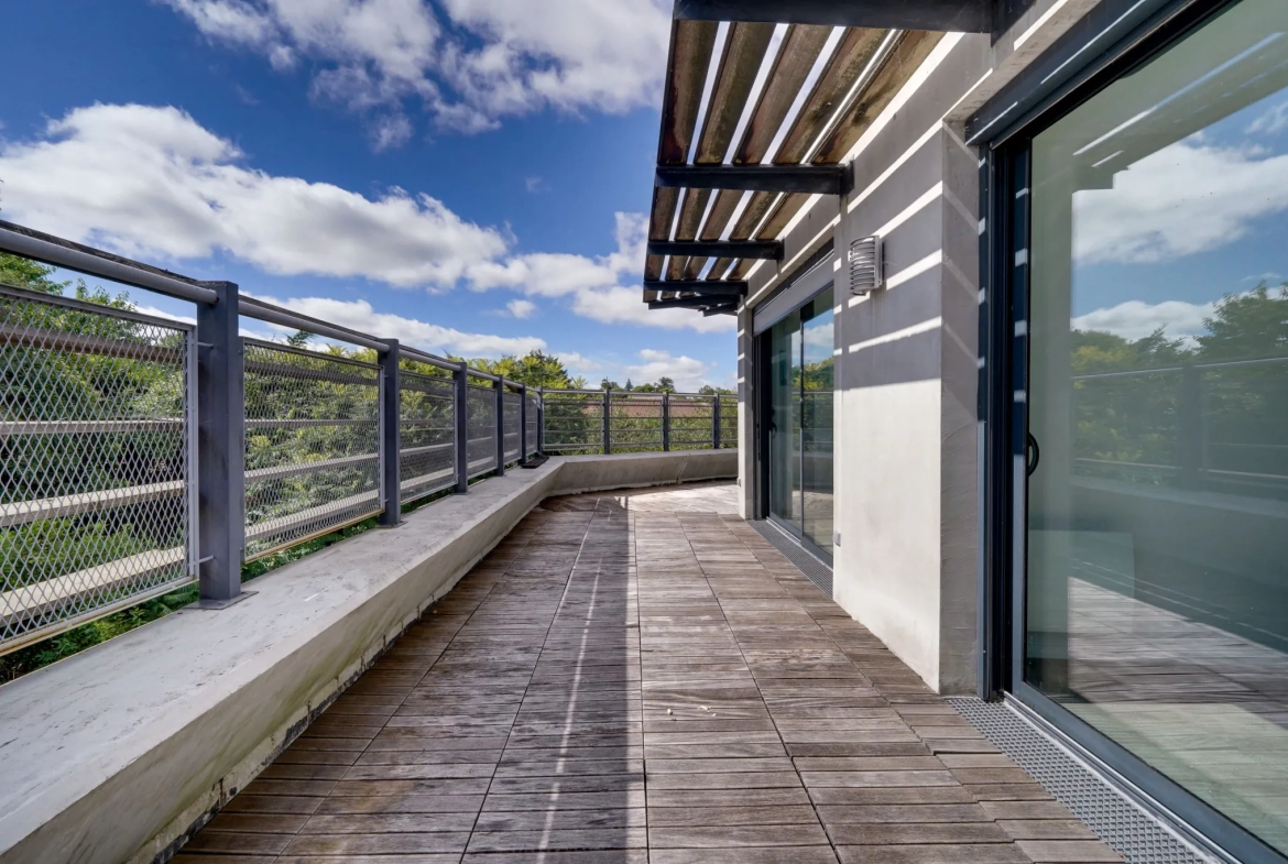 Appartement T3 de 68 m² avec terrasse à Floirac - Résidence récente et sécurisée 