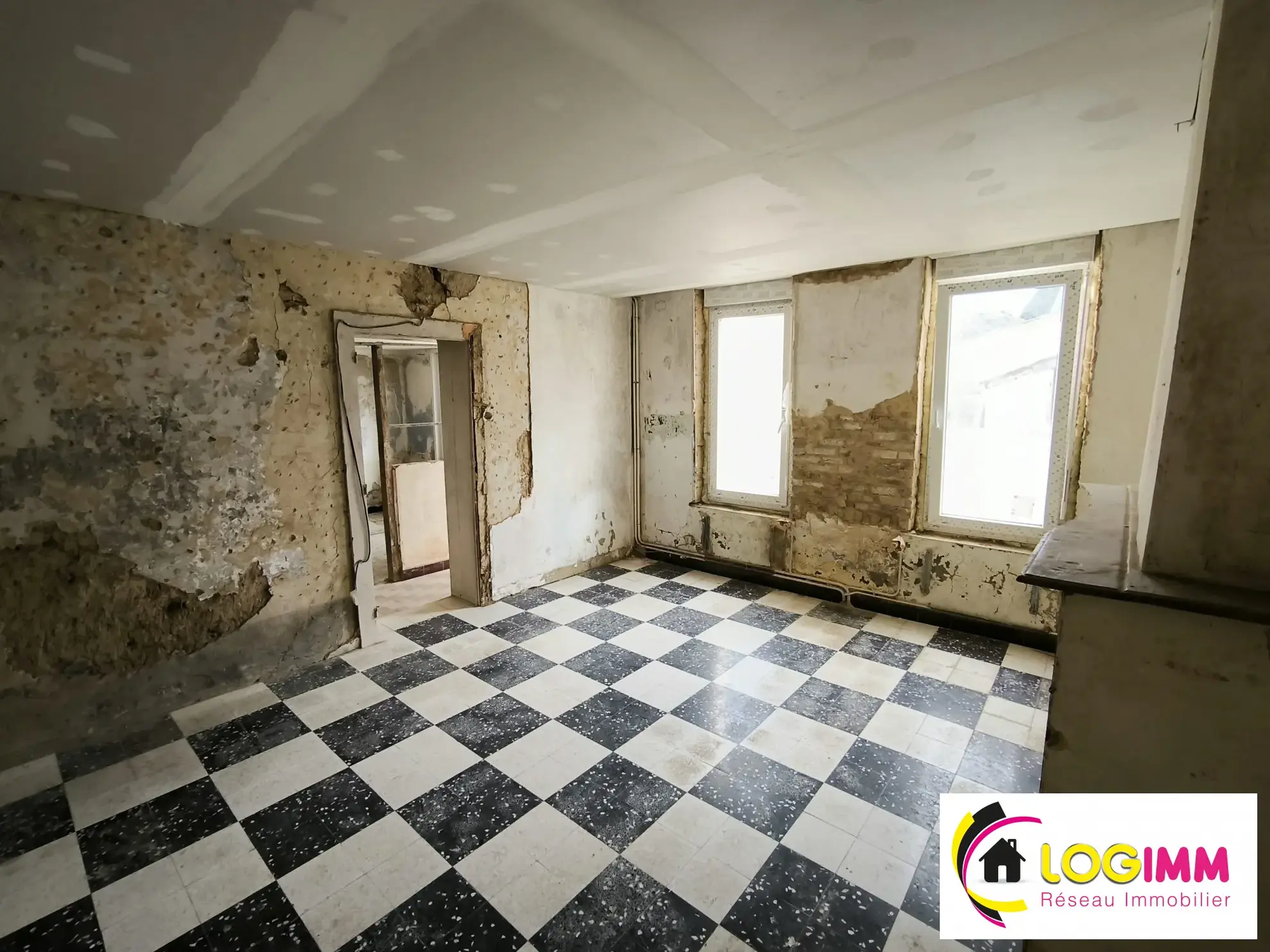 Maison de village à Rénover de 77 m² à Préseau – Investissement ou Premier Achat 