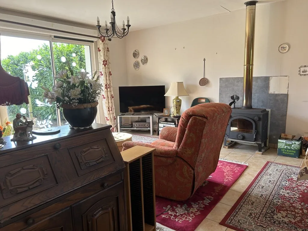 Maison en Normandie avec Vue, Garage et Jardin Clos à Falaise 