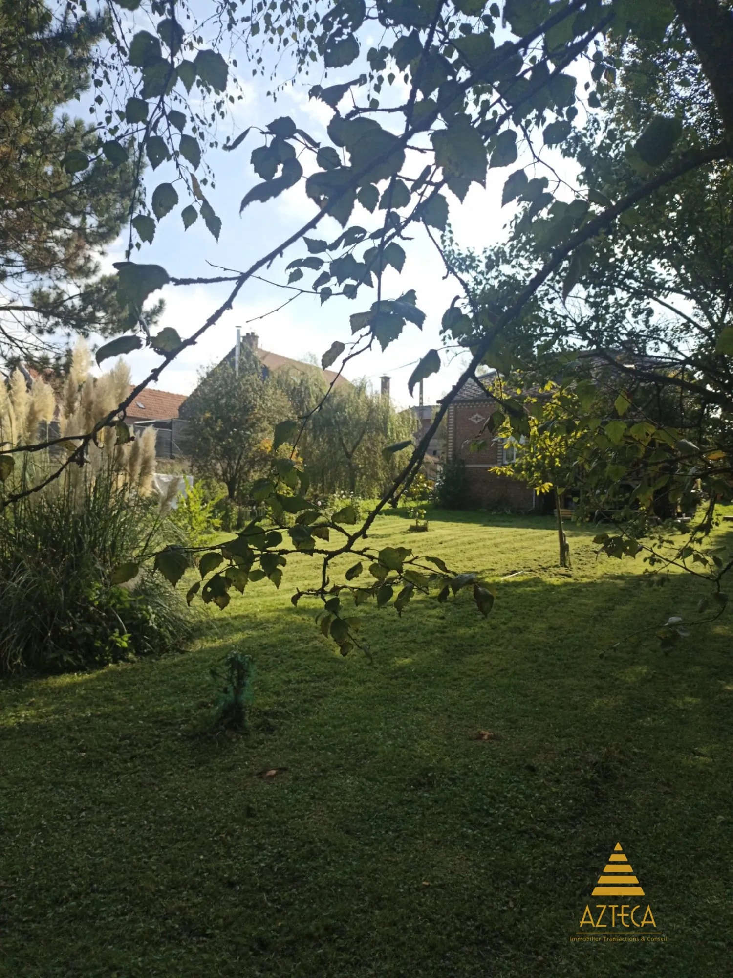 Maison individuelle de 6 pièces à Bantouzelle avec jardin et terrasse 