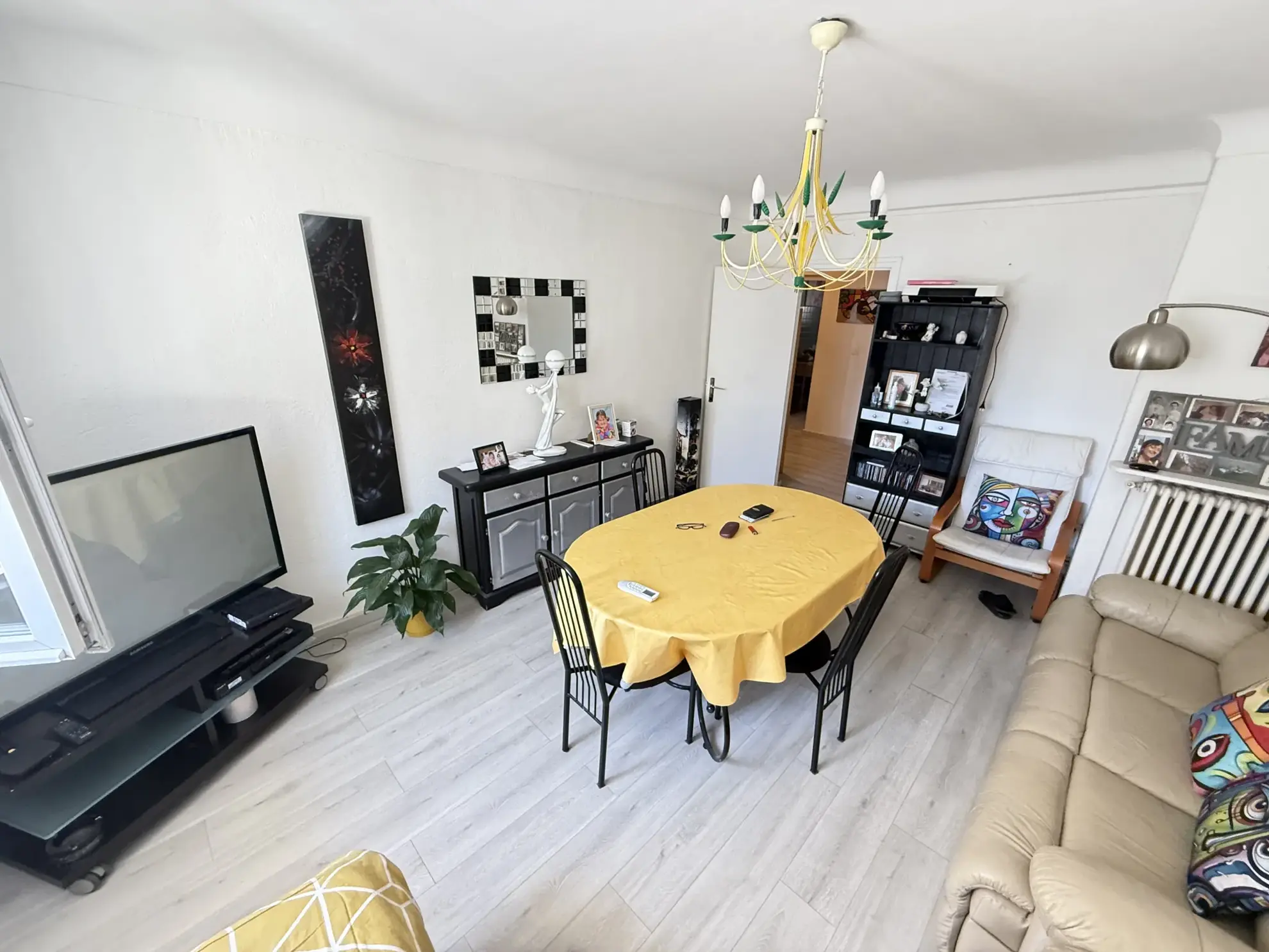 Investissement immobilier à Perpignan : immeuble en monopropriété avec 3 logements, jardin et parking 