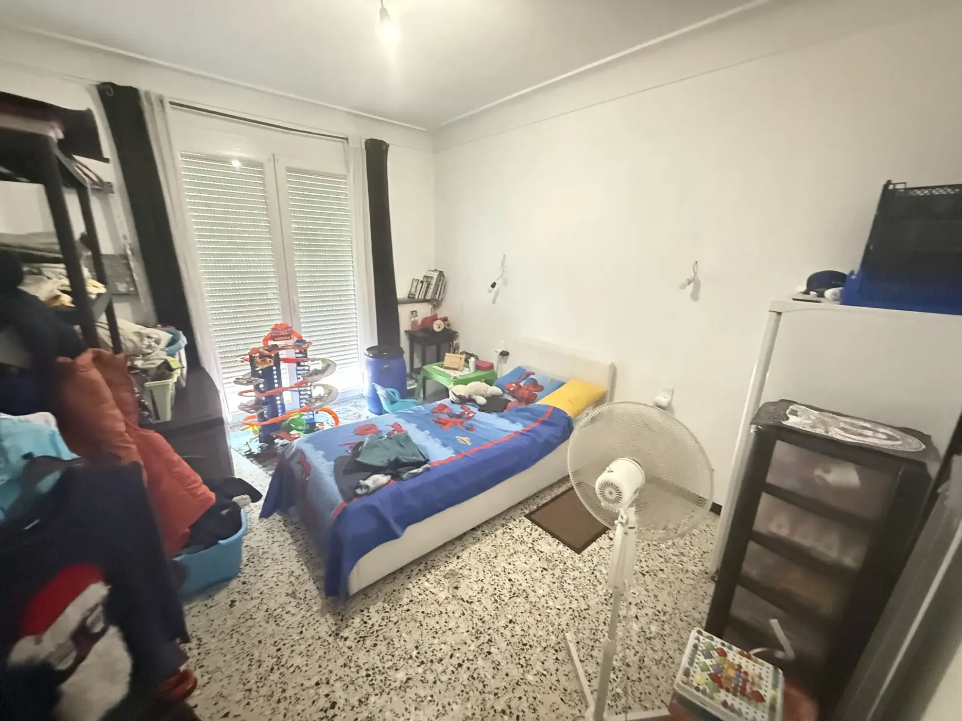Investissement immobilier à Perpignan : immeuble en monopropriété avec 3 logements, jardin et parking 