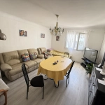 Investissement immobilier à Perpignan : immeuble en monopropriété avec 3 logements, jardin et parking