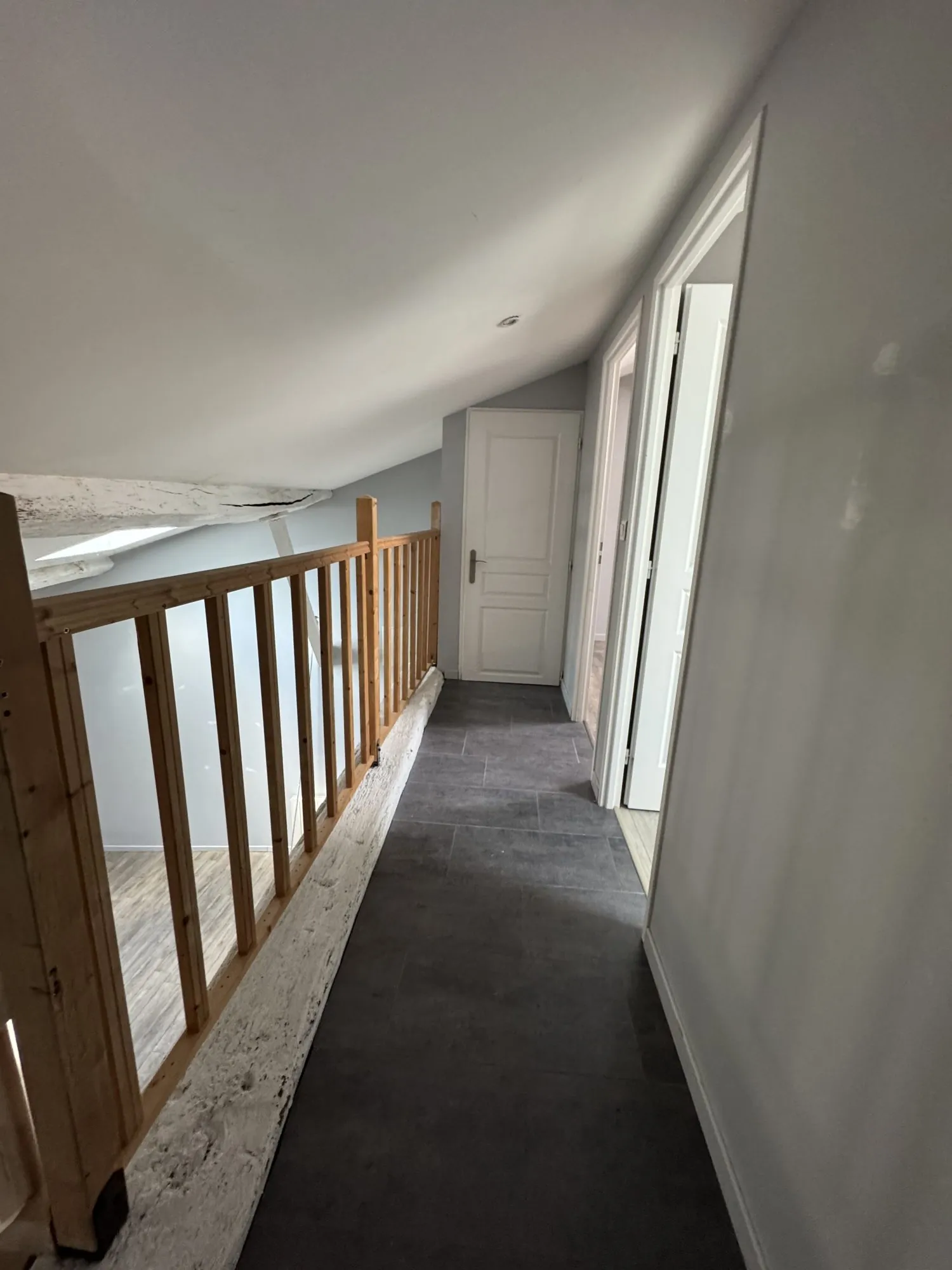 Appartement duplex à vendre à Saintes - 3 chambres, cave, centre-ville 