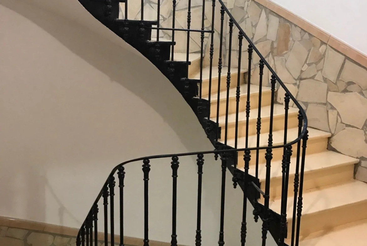 Appartement 3 pièces à vendre à Béziers avec vue dégagée et balcon 