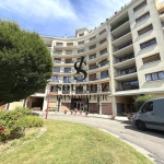 Appartement à rénover de 50m2 avec parking et cave à Sainte-Catherine