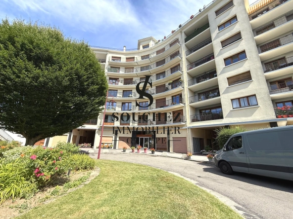 Appartement à rénover de 50m2 avec parking et cave à Sainte-Catherine