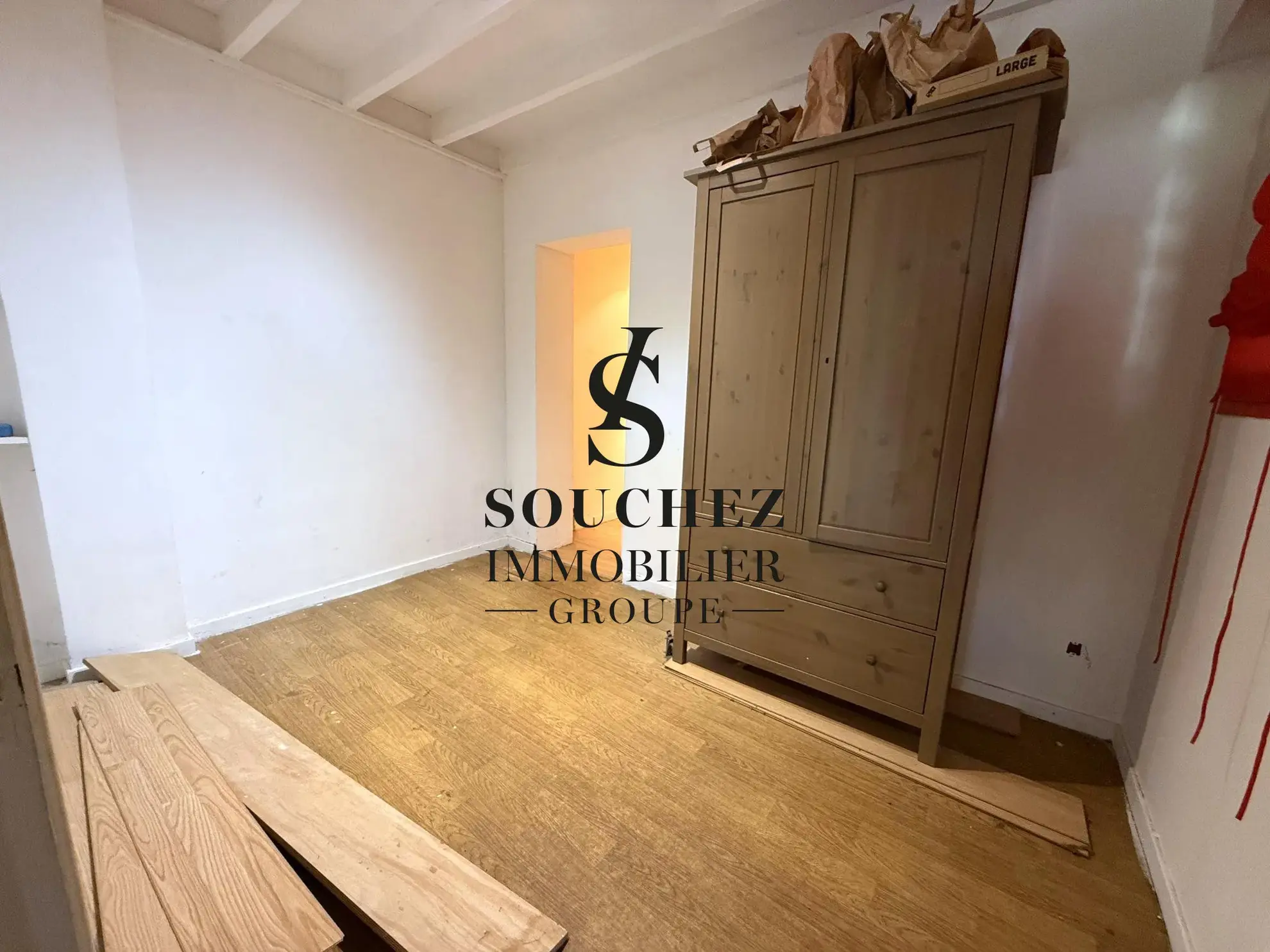 Appartement à rénover de 50m2 avec parking et cave à Sainte-Catherine 