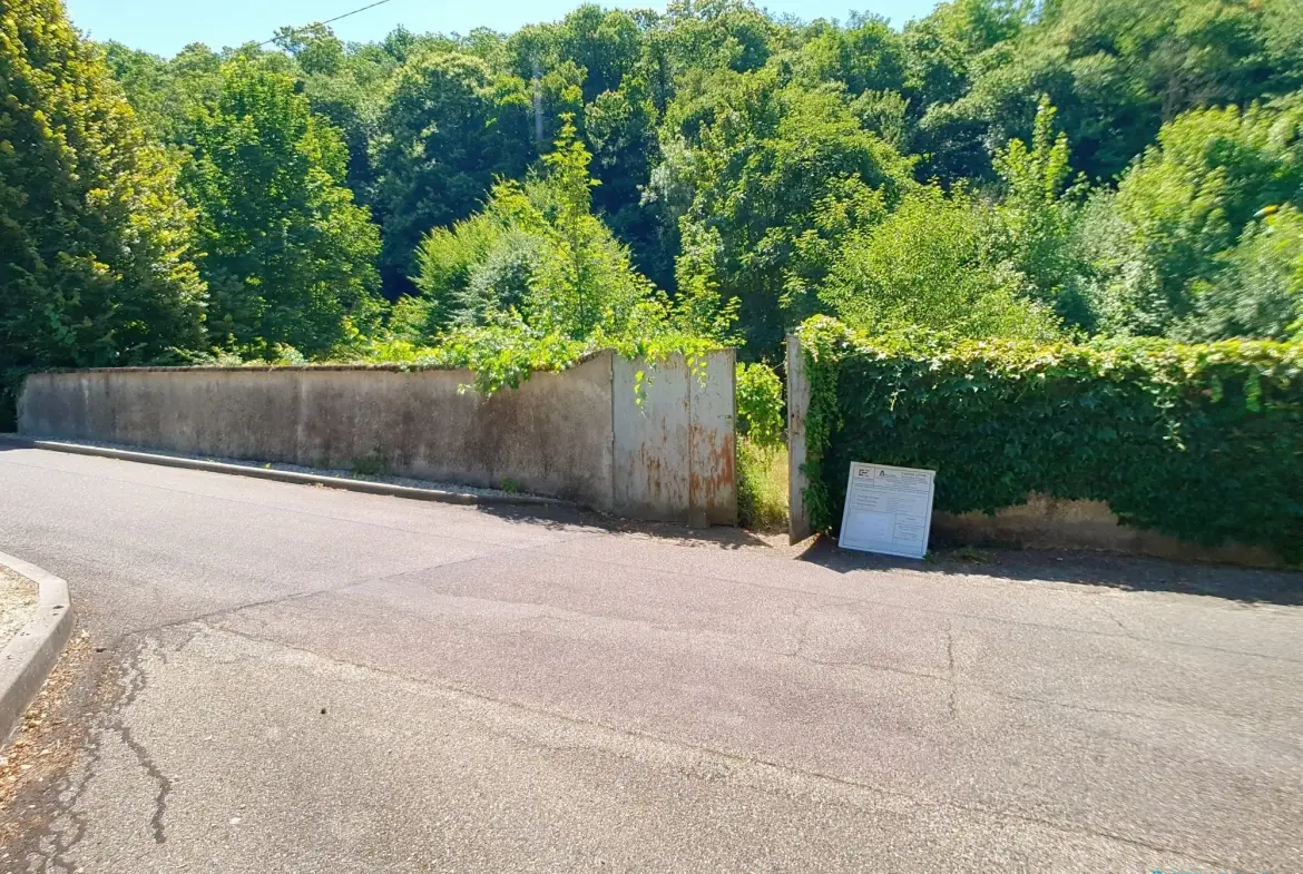 Terrain constructible de 1466 m² à Châtonnay avec projet de maison modulable 