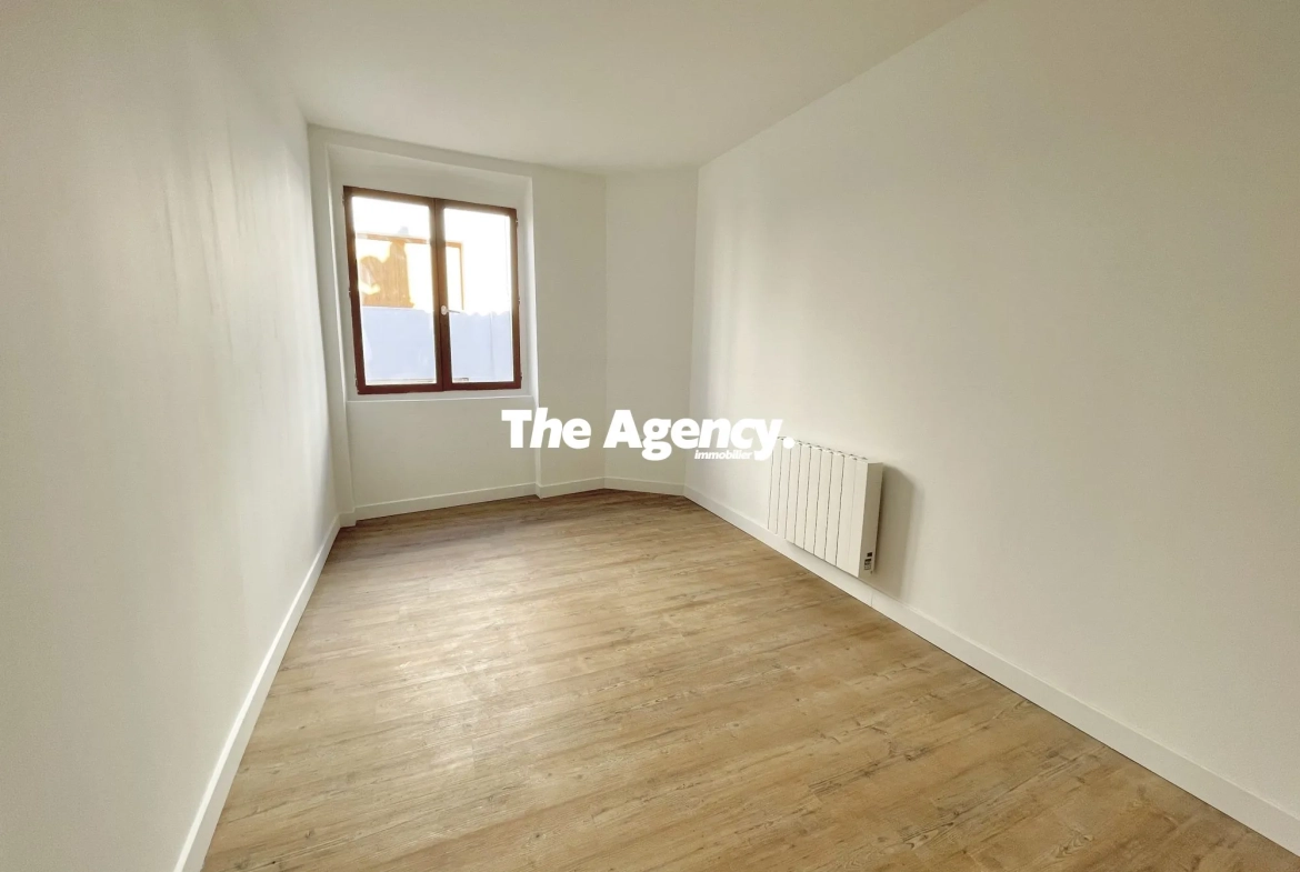 Studio rénové de 17,67 m² à Marseille, rendement locatif intéressant 