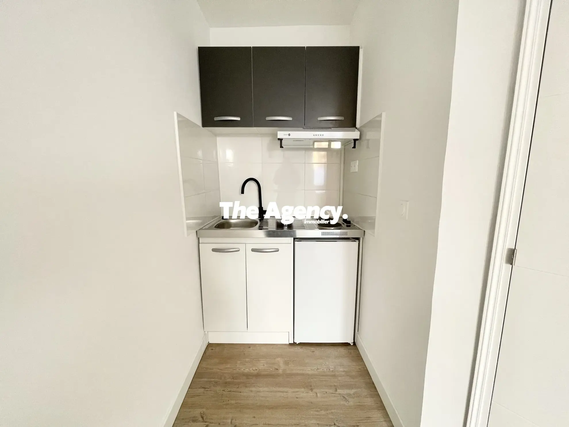Studio rénové de 17,67 m² à Marseille, rendement locatif intéressant 