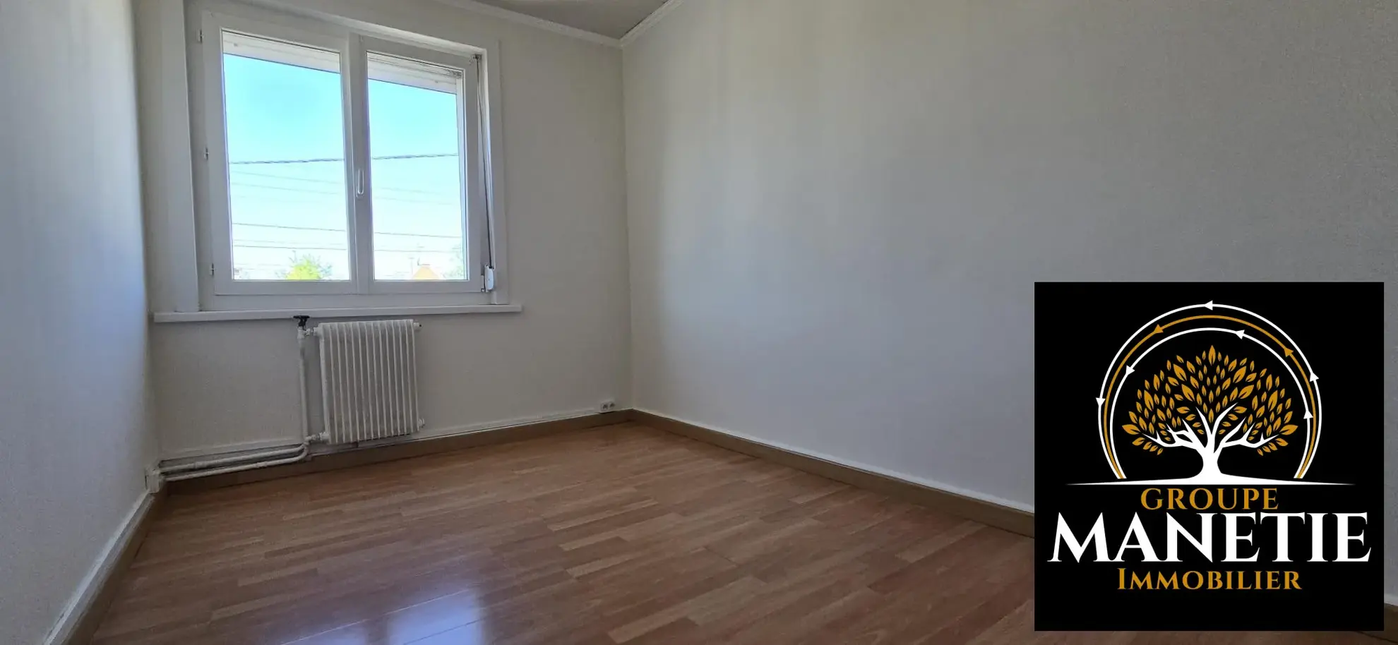 Maison de ville sans travaux avec jardin et garage à Biache-Saint-Vaast 