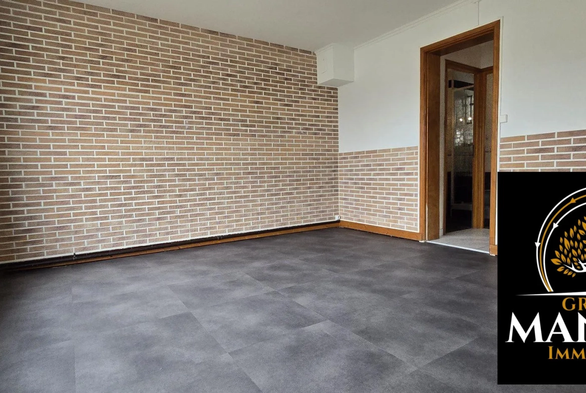Maison de ville sans travaux avec jardin et garage à Biache-Saint-Vaast 