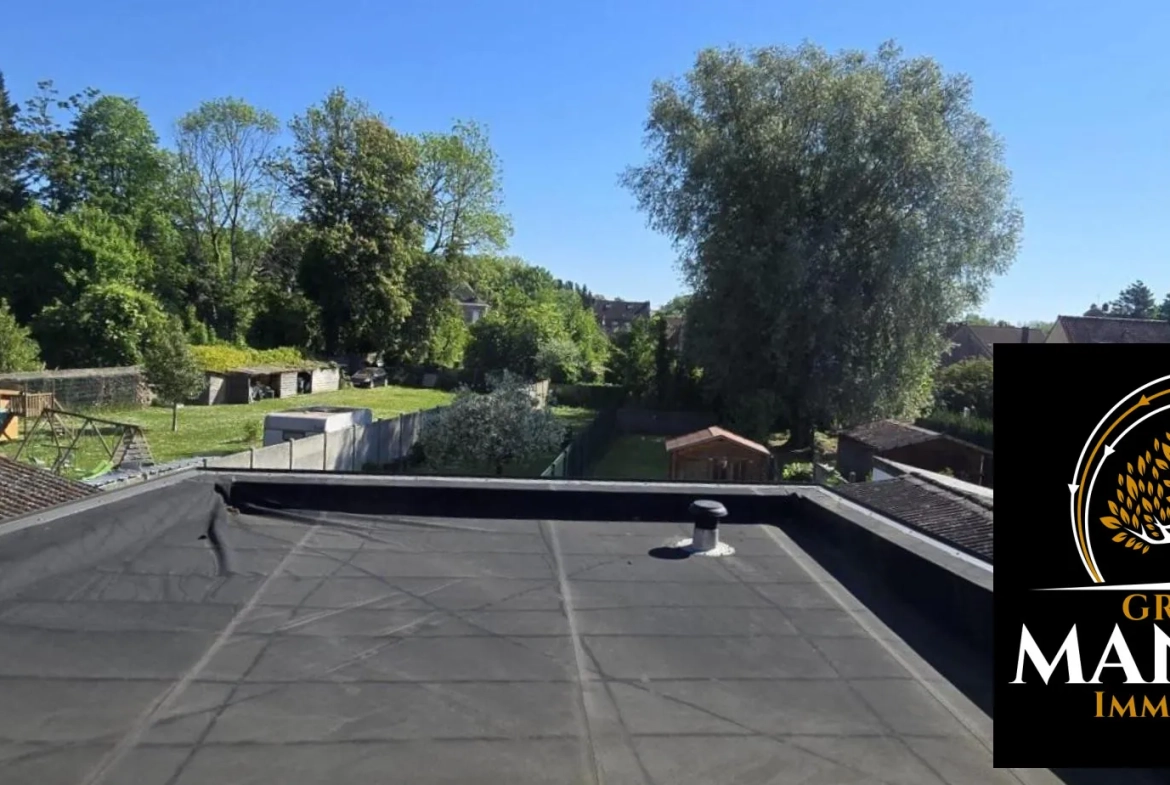 Maison de ville sans travaux avec jardin et garage à Biache-Saint-Vaast 
