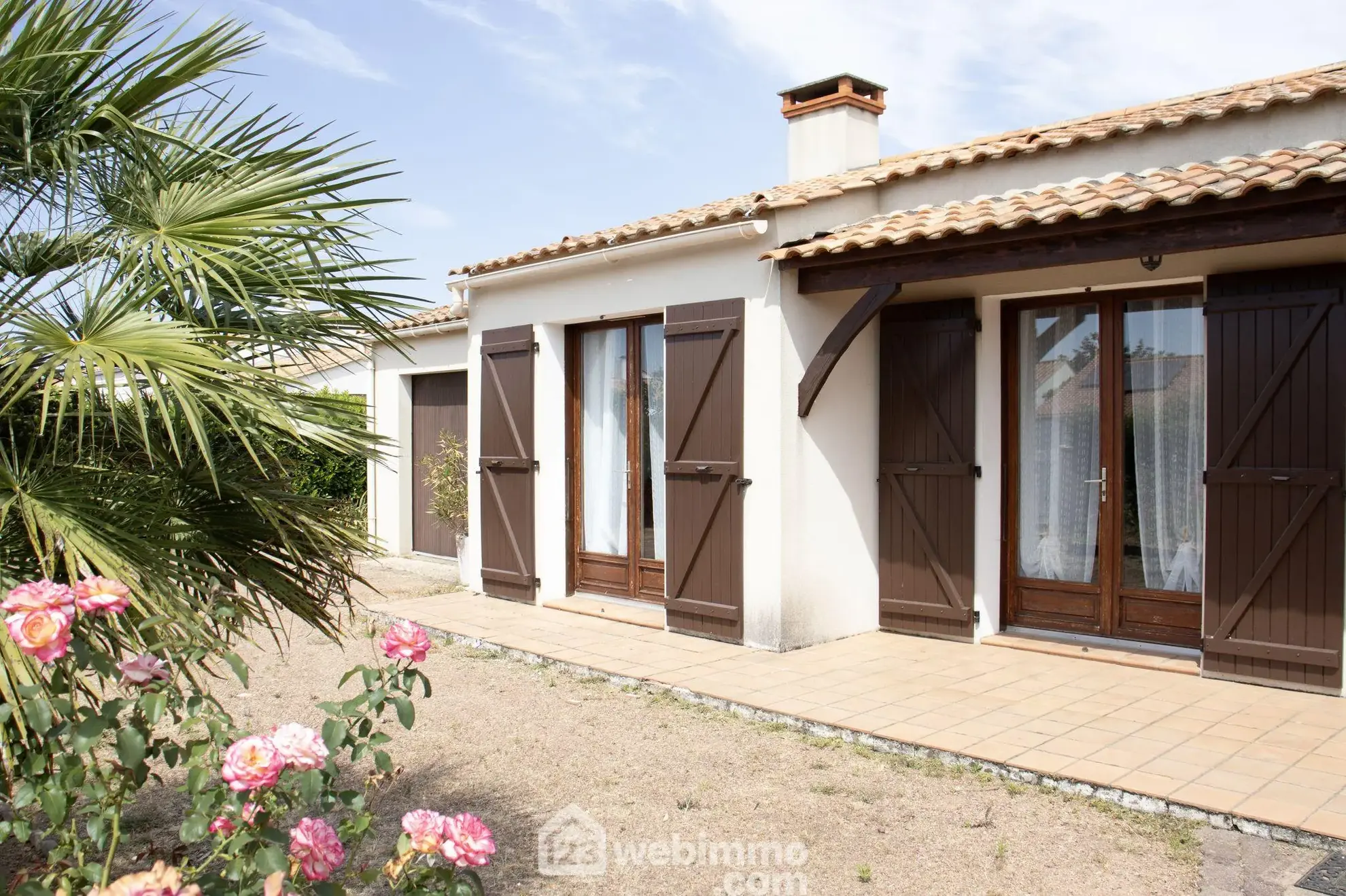 Maison à Jard-sur-Mer de 93m² avec fort potentiel, proche commodités 