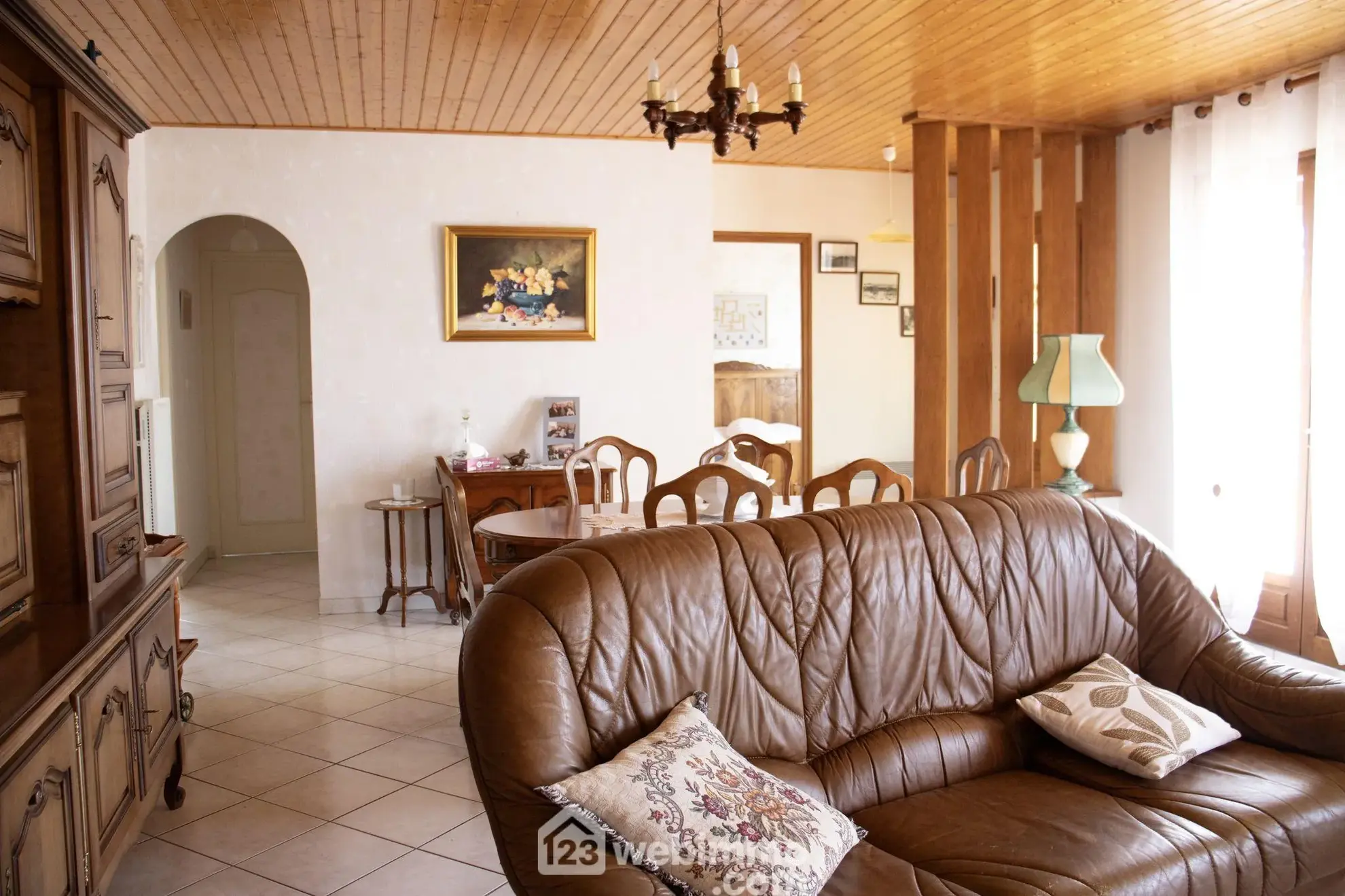 Maison à Jard-sur-Mer de 93m² avec fort potentiel, proche commodités 