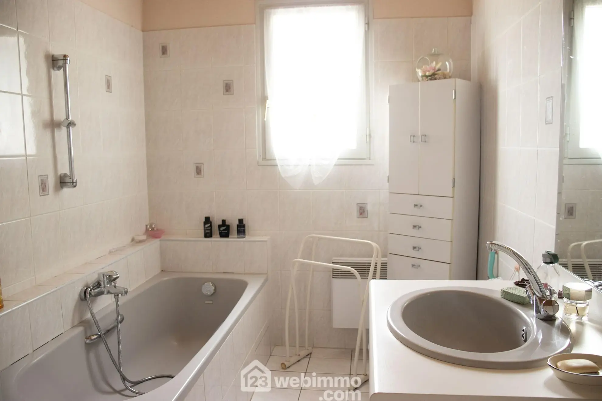 Maison à Jard-sur-Mer de 93m² avec fort potentiel, proche commodités 