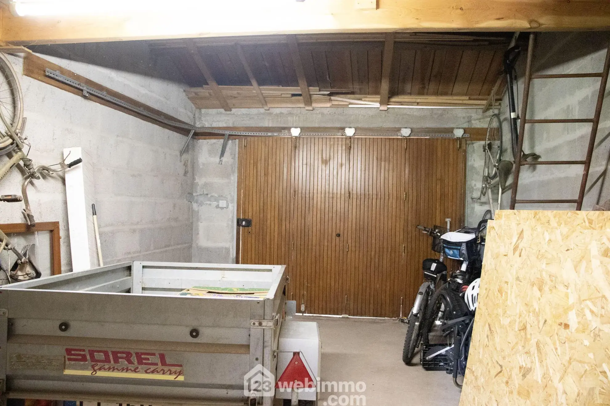 Maison à Jard-sur-Mer de 93m² avec fort potentiel, proche commodités 