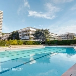 Vente grand studio avec mezzanine dans la résidence La Cadenelle à Marseille 8