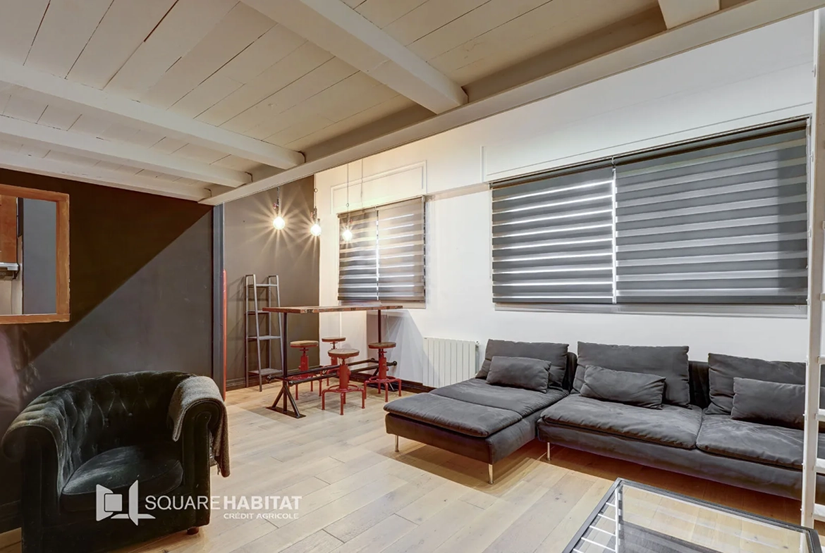 Vente grand studio avec mezzanine dans la résidence La Cadenelle à Marseille 8 