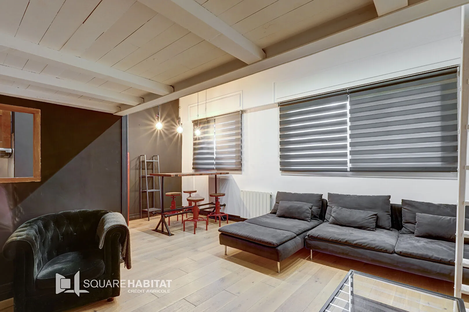 Vente grand studio avec mezzanine dans la résidence La Cadenelle à Marseille 8 