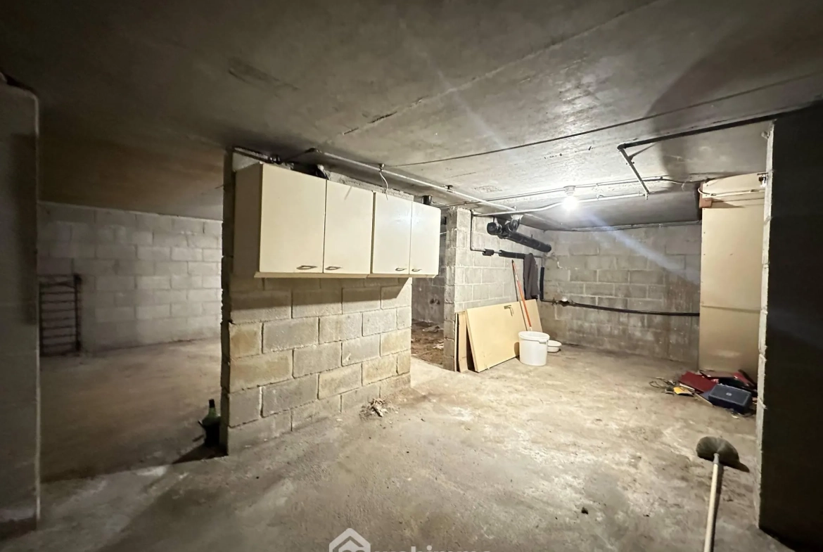 Maison de 106 m² avec 4 chambres à Chambry, emplacement privilégié 