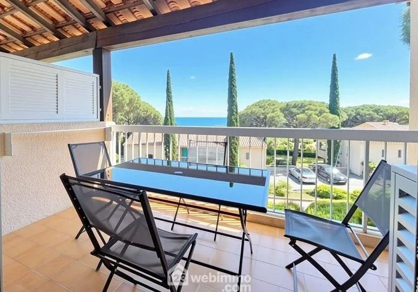 Studio avec Vue Mer à Sainte-Maxime, Résidence avec Piscine, Proche Plages 