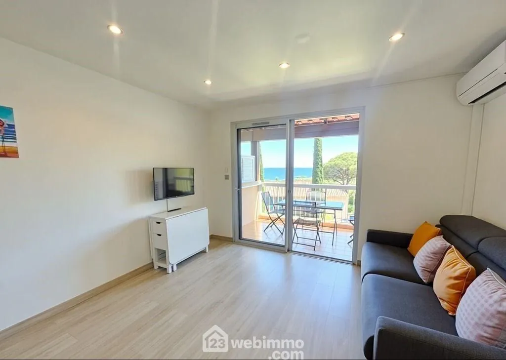 Studio avec Vue Mer à Sainte-Maxime, Résidence avec Piscine, Proche Plages 