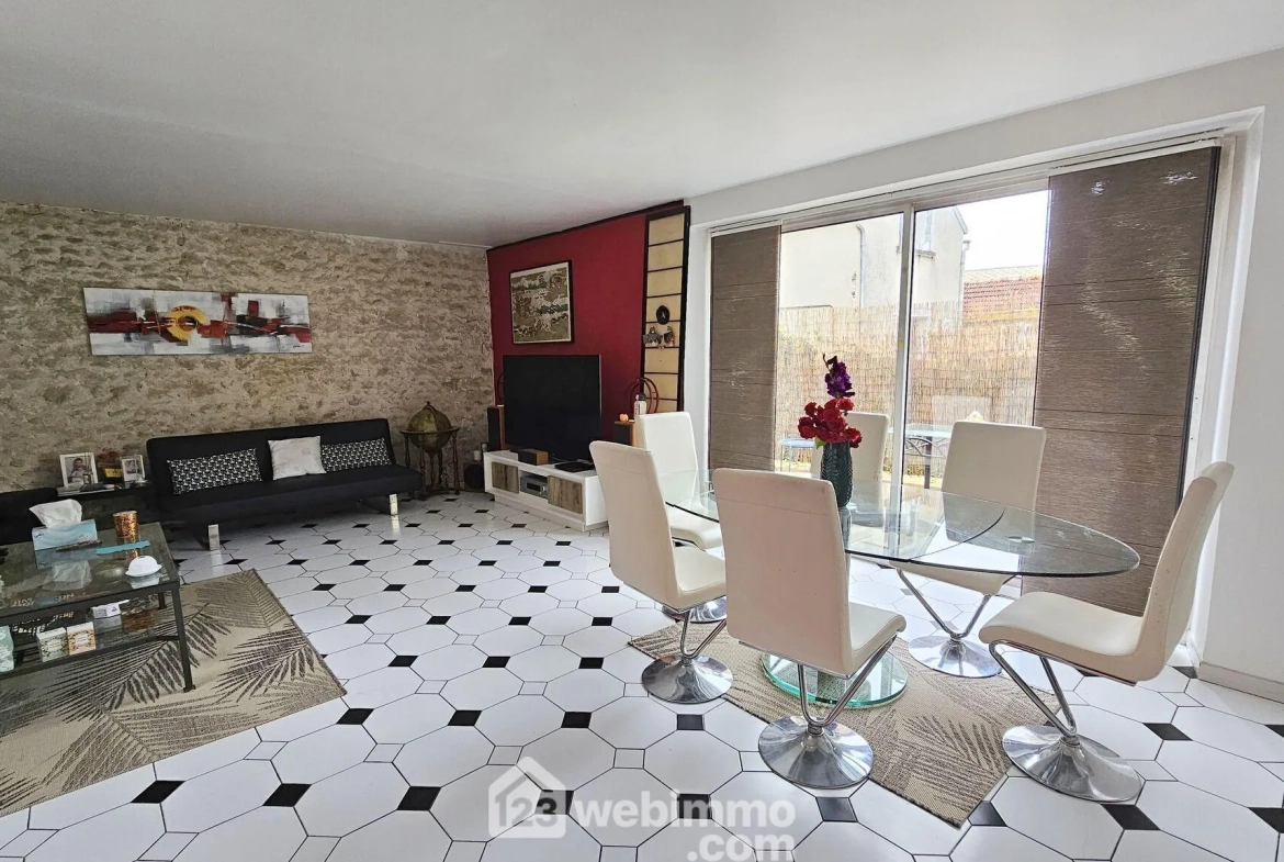 Belle maison rénovée de 101 m² avec jardin et dépendance à Gironville-sur-Essonne 