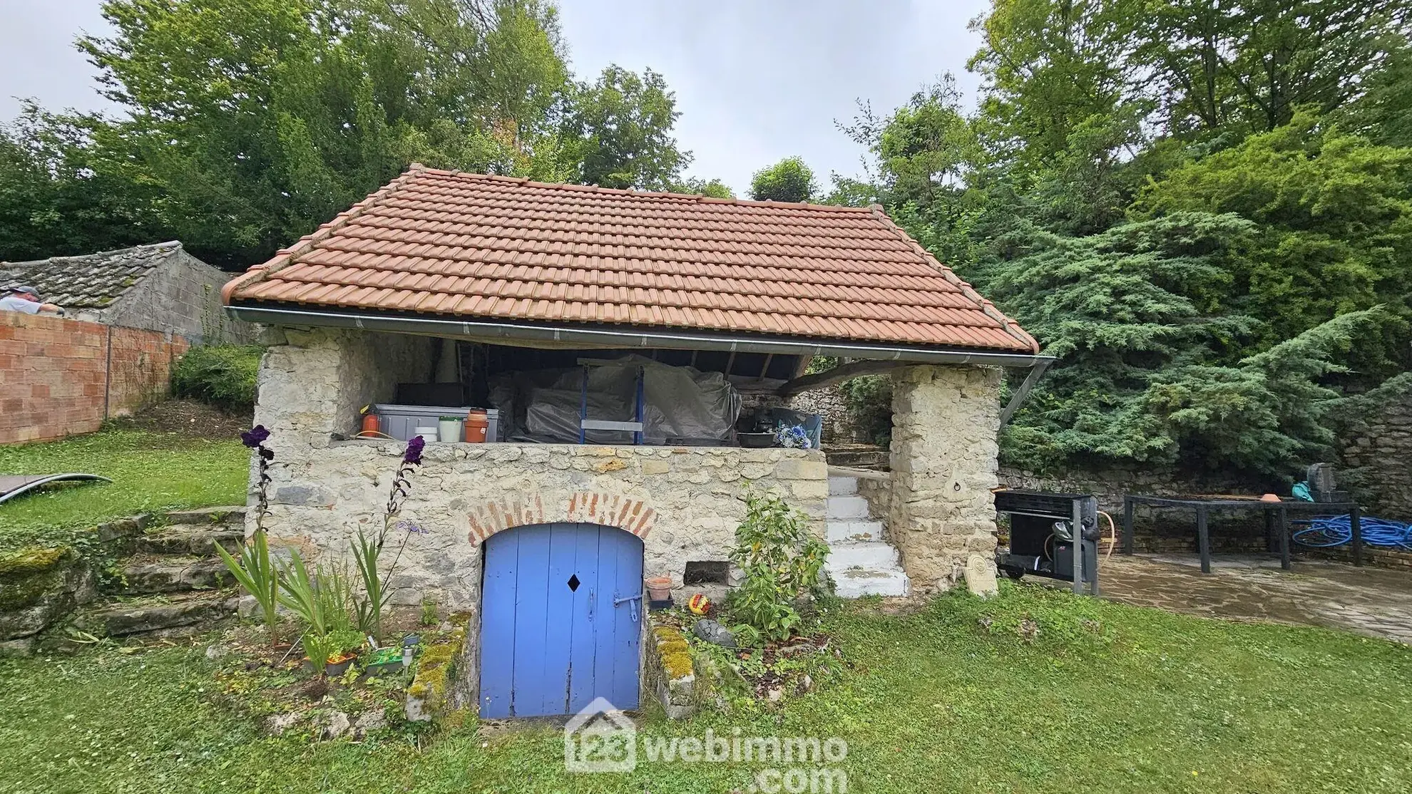 Belle maison rénovée de 101 m² avec jardin et dépendance à Gironville-sur-Essonne 