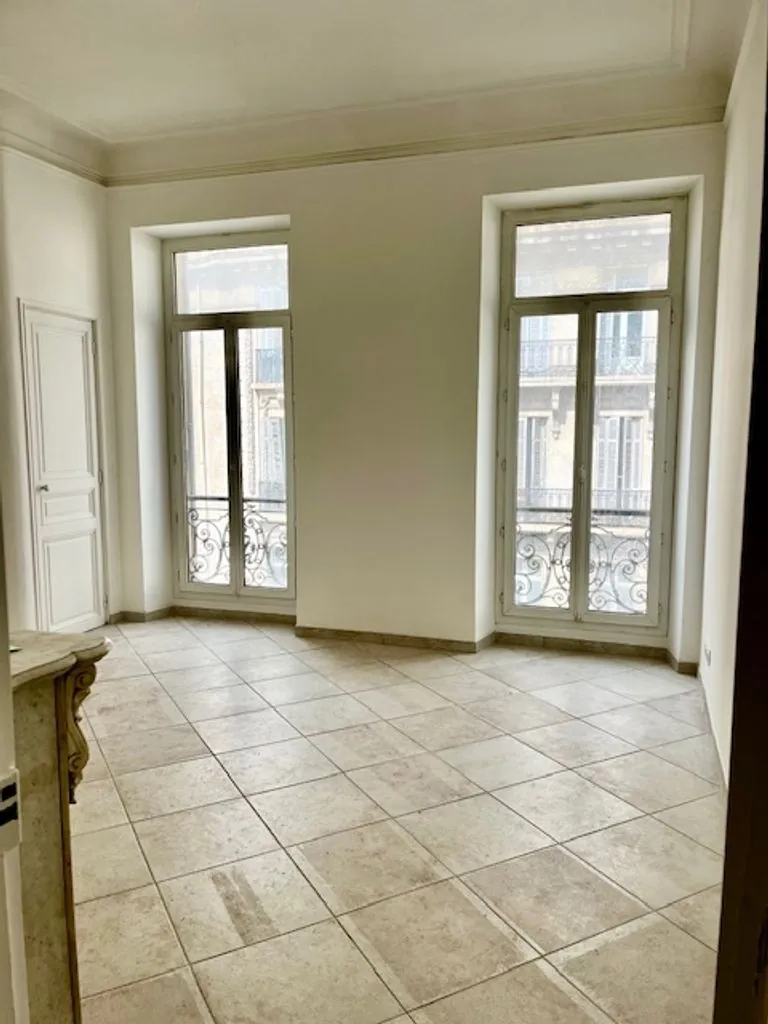 Appartement 2 pièces à vendre à Marseille - Place delibes, 61 m² 