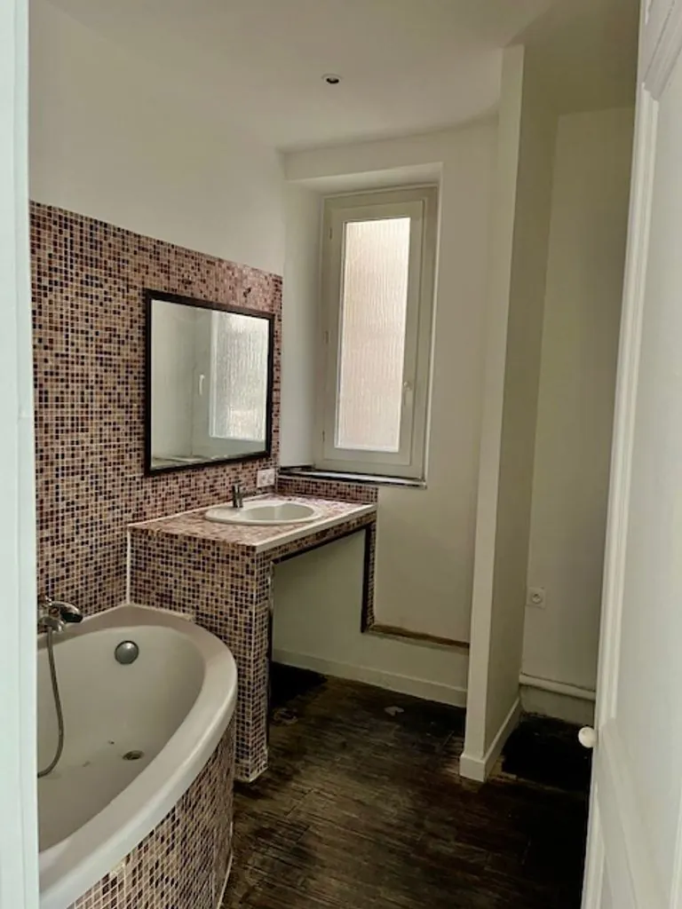 Appartement 2 pièces à vendre à Marseille - Place delibes, 61 m² 