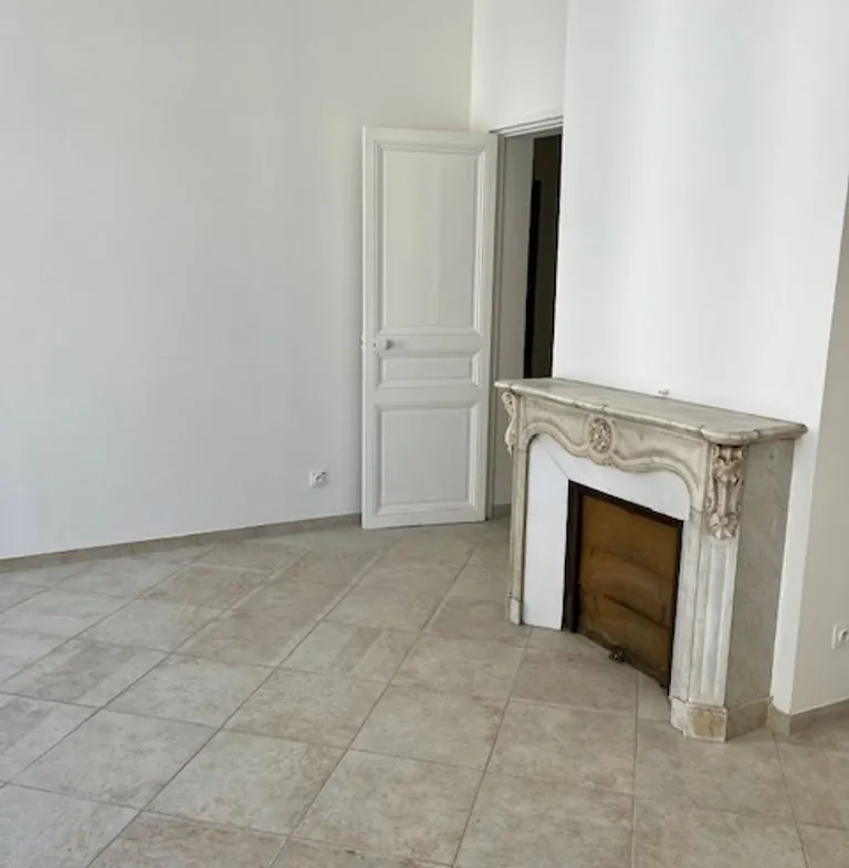 Appartement 2 pièces à vendre à Marseille - Place delibes, 61 m² 